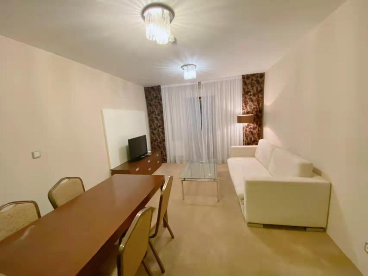 Golden Fish Apartmany Xia 플젠 외부 사진