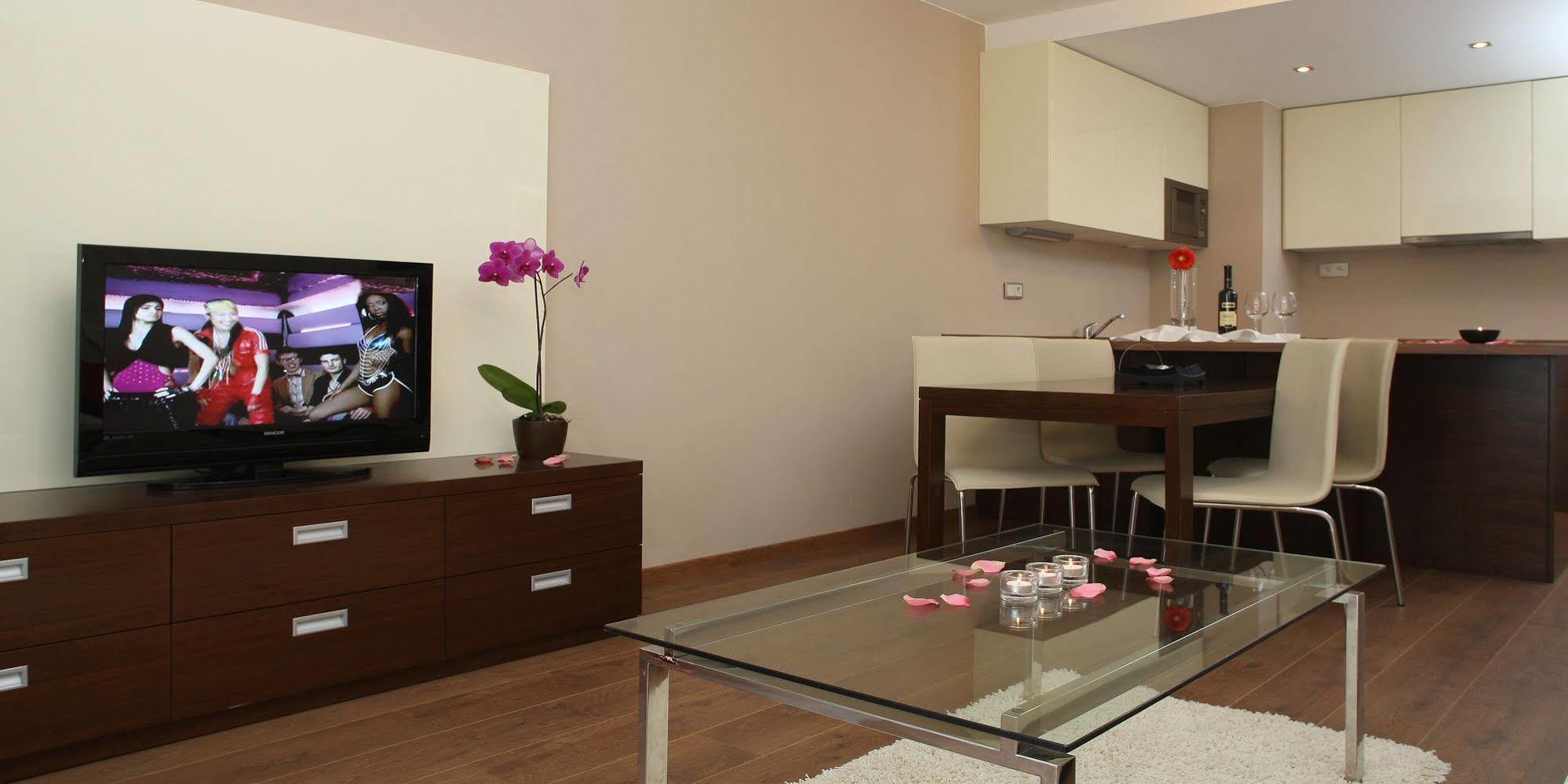 Golden Fish Apartmany Xia 플젠 외부 사진