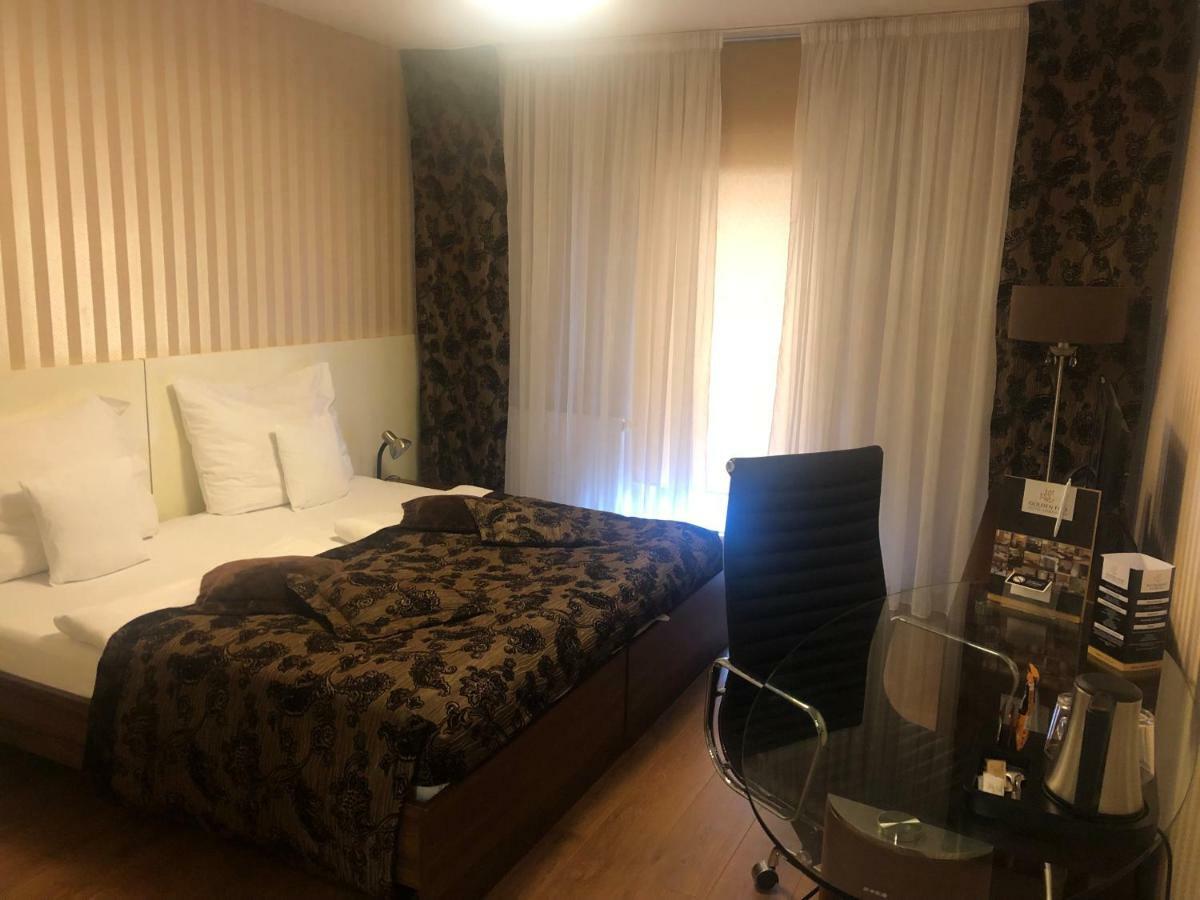 Golden Fish Apartmany Xia 플젠 외부 사진